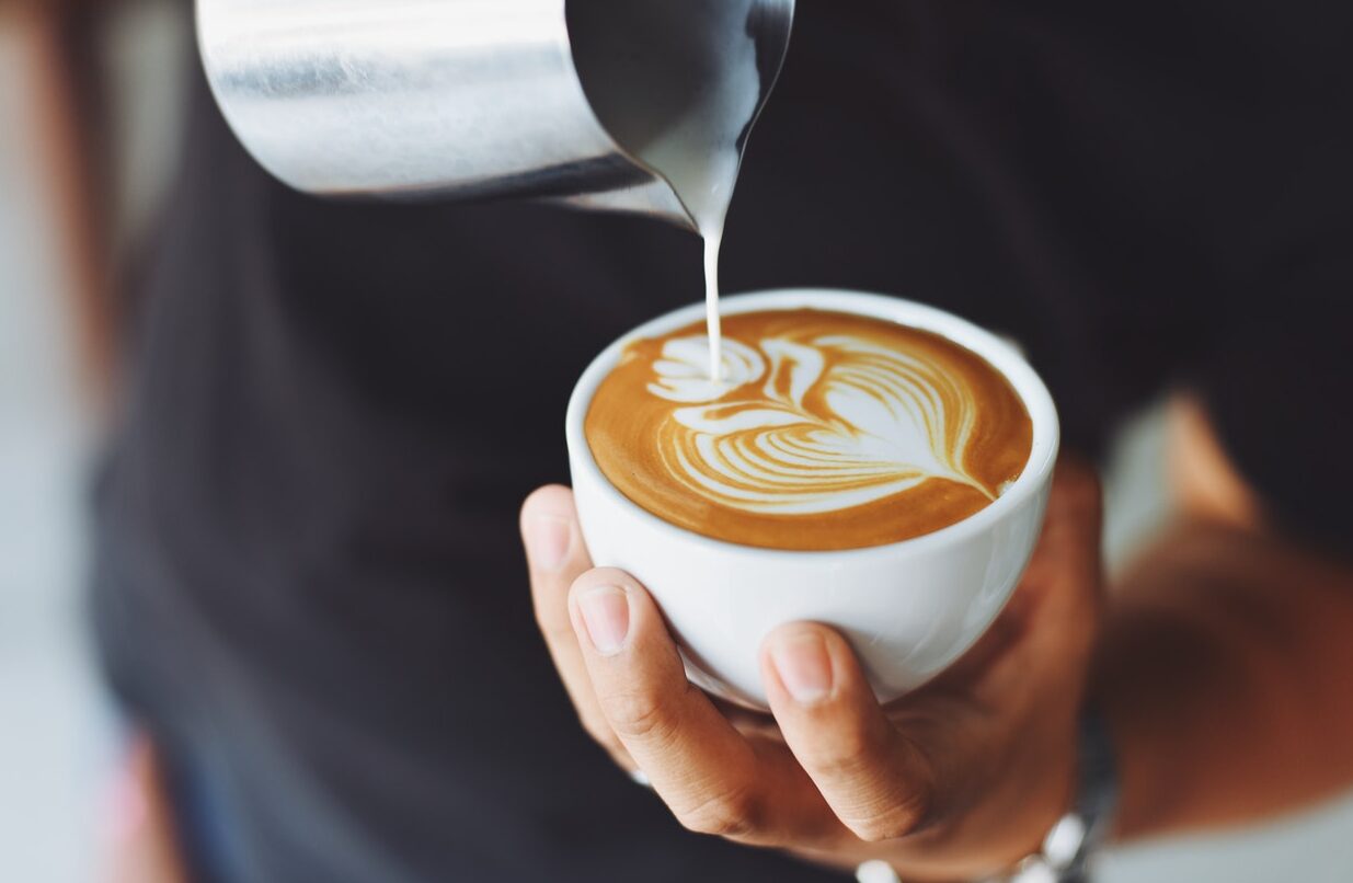 Cafeaua in lume – obiceiuri si traditii de consum