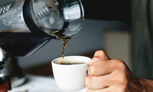 Cum să-ți pregătești cafeaua pentru a-ți maximiza efectul de energizare